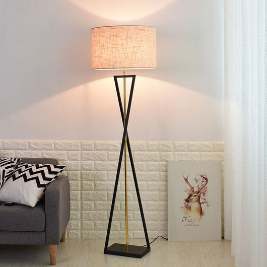 Lámpara de Pie Minimalista con Mesa para Sofá - Image 16
