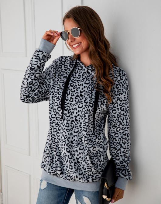Sudadera con Capucha y Bolsillos Estampado Leopardo - Image 3