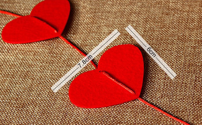 Red heart curtain with 'love' text, made of non-woven fabric, suitable for romantic home or party decoration. - Image 5