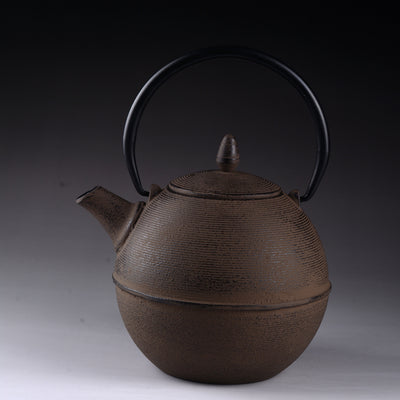 Olla de Hierro Fundido Forma Ovalada Artesanal - Image 4