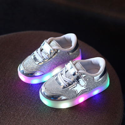 Zapatos con Botón Mágico LED - Image 12