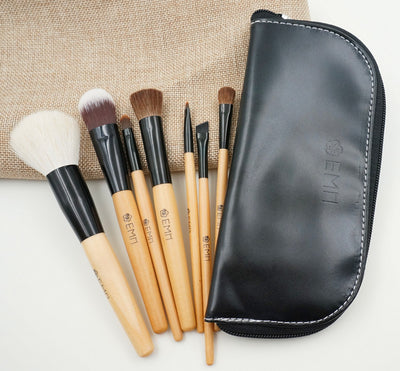 Set de Brochas de Maquillaje Profesional con Estuche de Cuero