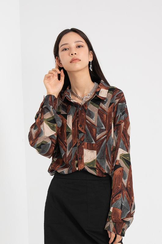 Camisa de Manga Larga Floral Fondo Marrón
