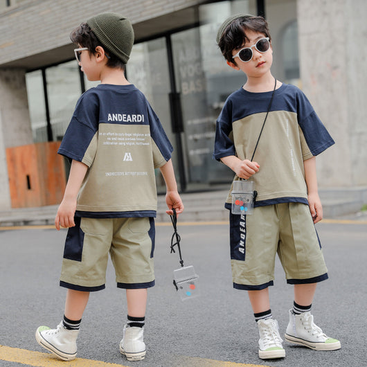 Conjunto Escolar Infantil de Dos Piezas: Blusa Manga Corta y Pantalón - Image 9