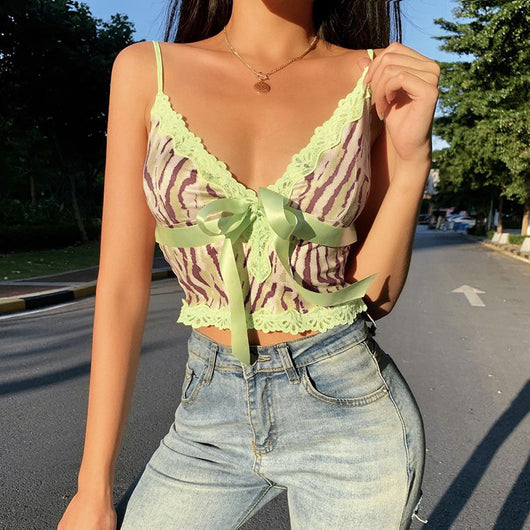 Camiseta Escotada con Encaje y Cordones para Mujer - Image 14