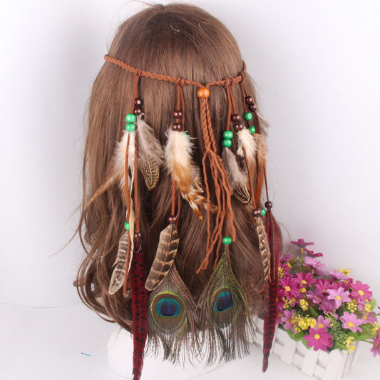 Adorno para cabello con cuerda de cuero y pluma de pavo real
