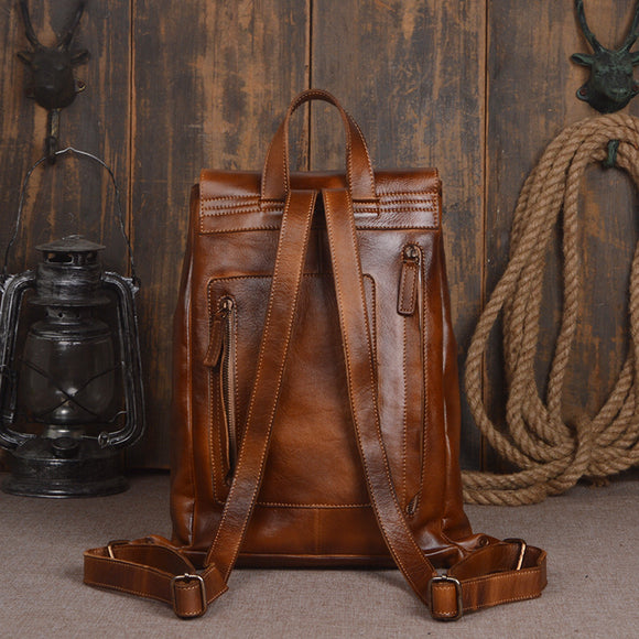 Mochila de Cuero Vegetal Curtido para Hombre - Bolsa de Viaje y Computadora con Acabado Artesanal
