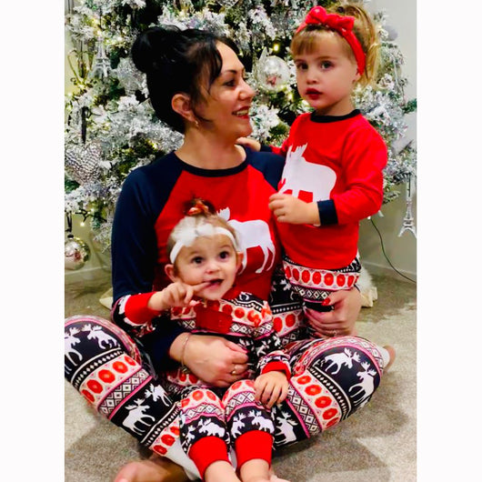 Pijamas Navideños Estampado Reno para Toda la Familia - Image 21