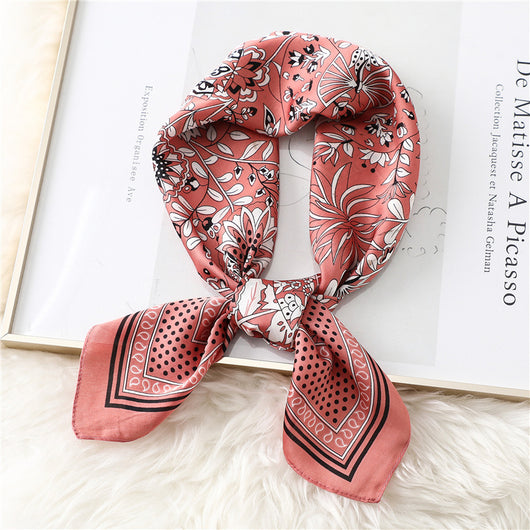 Pañuelo de Seda Estampado con Rayas - Versátil y Combinable - Image 10