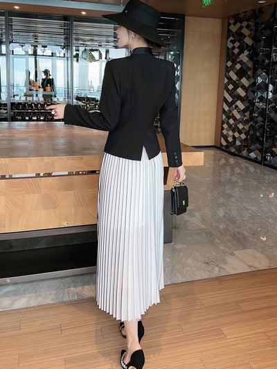 Conjunto de Blazer Negro y Falda Plisada de Dos Piezas para Mujer - Image 14