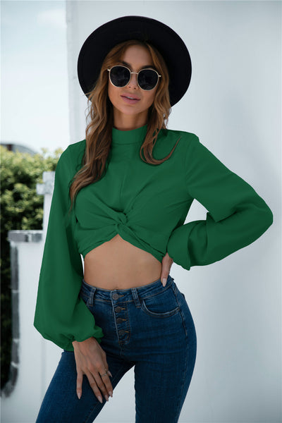 Crop Top con Mangas Retorcidas Diseño Exclusivo - Image 2