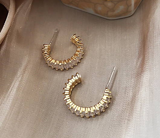 Aretes de Puntada Chapados en Oro - Image 5