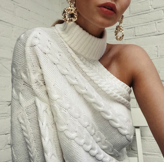 Suéter Elegante sin Tirantes con Cuello Alto y Detalle Retorcido - Image 8