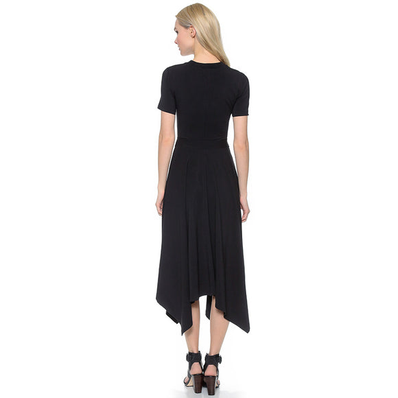 Vestido Corto con Cutout en Cintura y Pliegues Cruzados