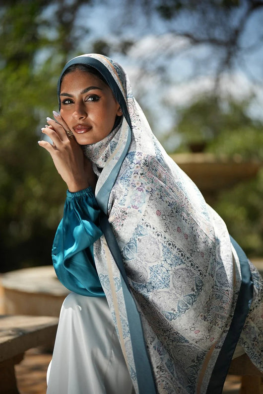 Pañuelo Hijab de Satén Estampado - Image 28
