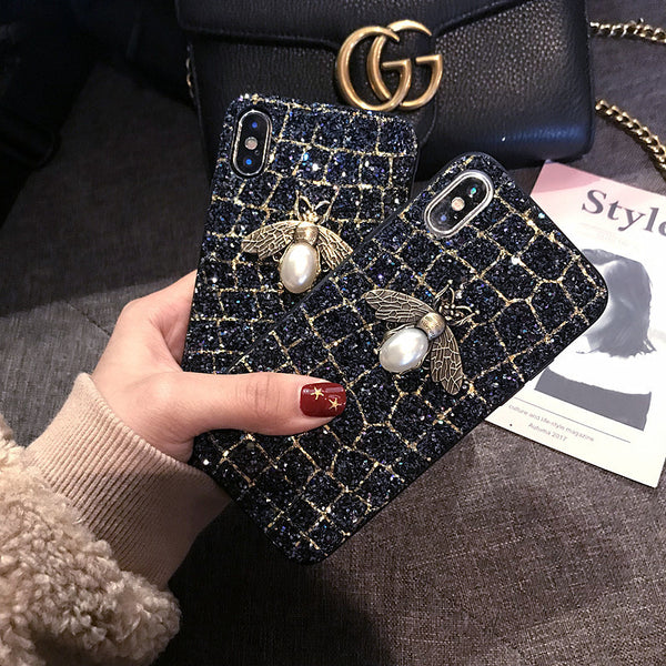 Carcasa Brillante con Abeja para Móvil – Estilo y Protección de Lujo