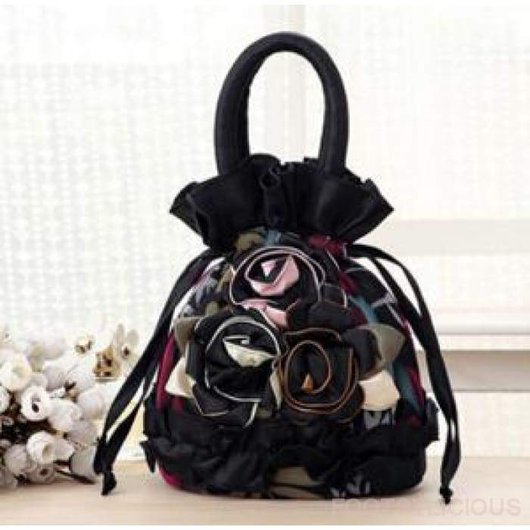 Bolso Cubo Elegante y Versátil
