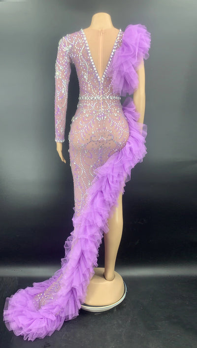Vestido de Gasa Plisado con Manga Asimétrica y Detalle Diamante - Image 11