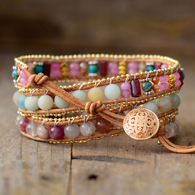 Pulsera de Cuero con Corazón de Cristal y Triple Vuelta - Image 5