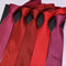 Saco Formal Rojo con Cierre de Cremallera y Detalle Manual