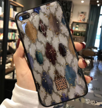 Funda para iPhone Diseño Retro Marca Internacional Tendencia - Protección Suave para 6s, 7Plus, 8Plus, XR, XSMax - Image 5