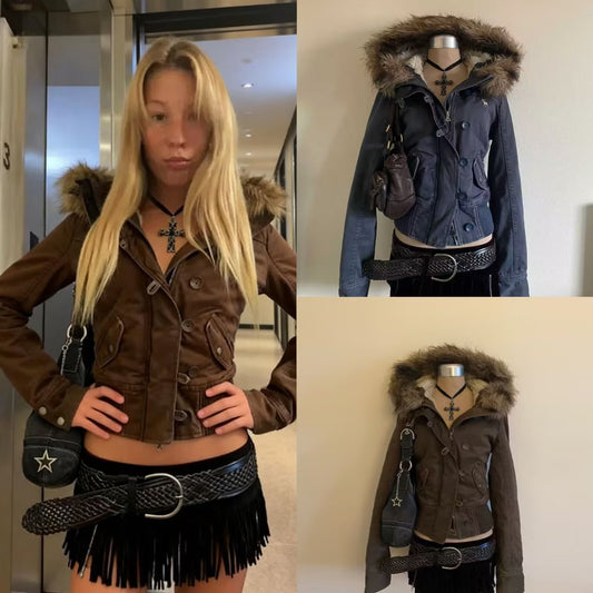 Chaqueta Corta para Mujer con Capucha Forrada en Pelaje - Image 2