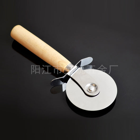 Cortador de Pizza Profesional de Acero Inoxidable con Mango de Madera - Image 3