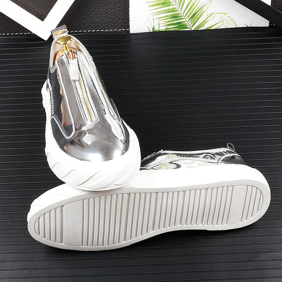 Zapatos Blancos de Cuero Brillante - Diseño Minimalista y Versátil