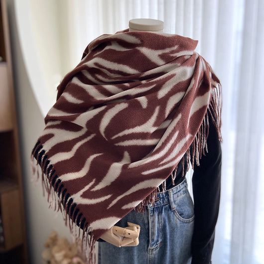 Pashmina Estampada con Rayas y Borlas - Lujo y Calidez - Image 7