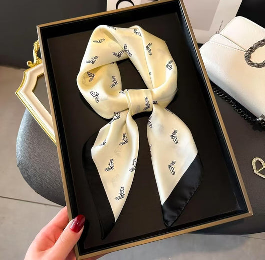 Pañuelo de Seda Cuadrado Versátil para Mujer - Image 9