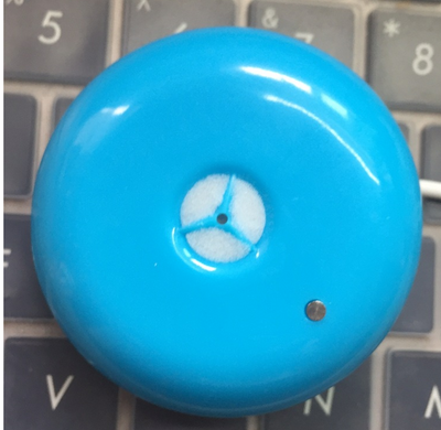 Bright blue donut-shaped mini portable USB air humidifier purifier with a white central filter and silver button. - Image 8