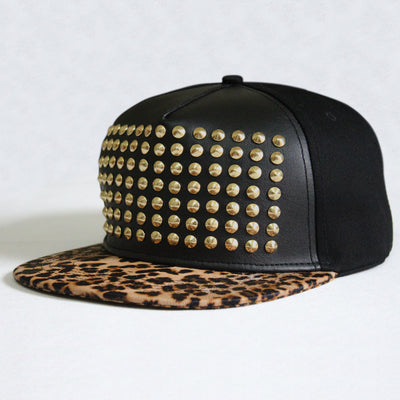 Gorra de Béisbol Hip Hop con Remaches Metálicos - Image 5