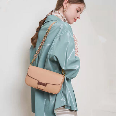 Bolso de Cuero Genuino con Cadena - Versátil y Elegante
