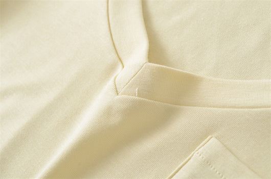 Blusa de Verano Ajustada al Talle con Escote en V y Manga Corta - Image 33