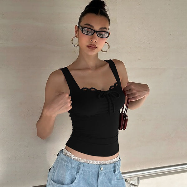 Blusa Camiseta Ajustada con Lazo y Encaje