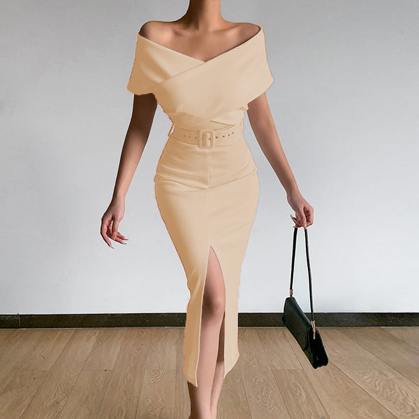 Falda Elegante con Hombro Descubierto y Abertura Lateral - Image 4