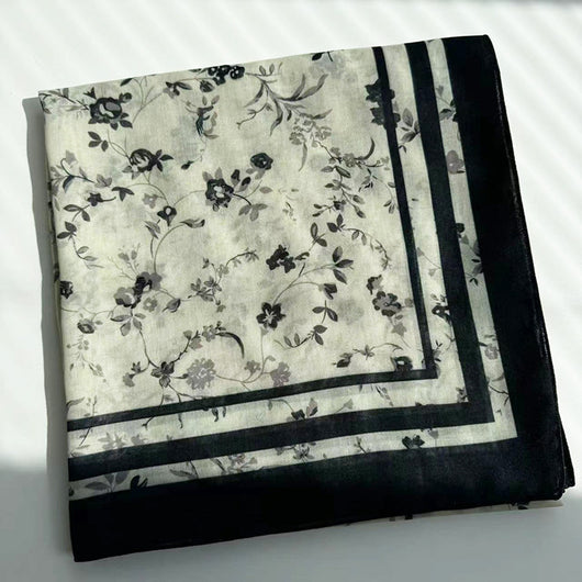 Pañuelo Estampado con Flores Pequeñas - Diseño Clásico - Image 19
