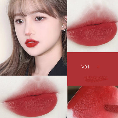 Labial Velvet Mate de Larga Duración - Pigmentación Intensa - Image 2