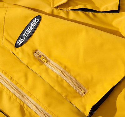 Chaqueta Cortavientos con Capucha y Bolsillos de Herramientas - Image 13