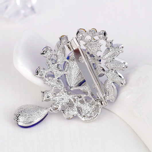 Broche Elegante de Aleación con Diamantes y Cristal - Image 10