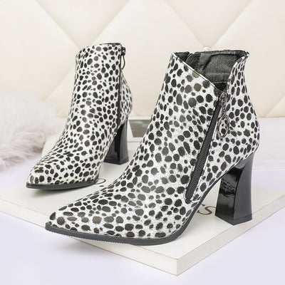 Botas Martin Estampado Leopardo Tacón Grueso con Cierre Lateral - Image 2