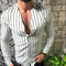 Camisa Ejecutiva de Rayas Amarilla con Cuello en V y Manga Larga