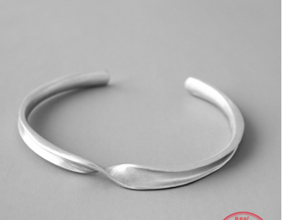 Pulseras Retorcidas Personalidad Salvaje para Mujeres - Image 5