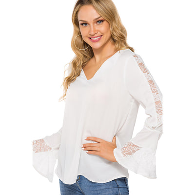 Blusa Chifón Escote V con Detalles de Encaje y Costuras en Contraste