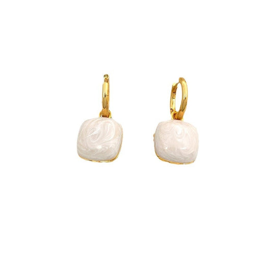 Aretes Colgantes con Circonita Micro Incrustada y Detalles Esmaltados - Image 5