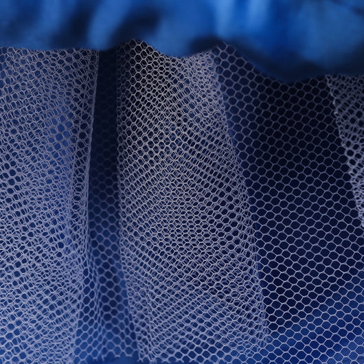 Vestido Infantil de Encaje con Moños y Volantes - Image 4