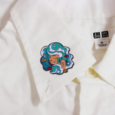 Broche Sirena Adorable con Pececillo - Diseño Infantil Encantador - Image 4