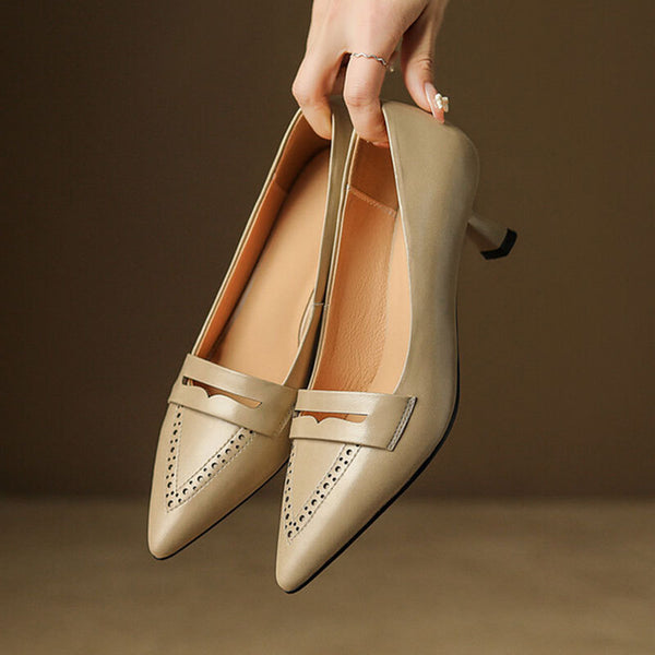 Zapatos de Tacón Medio con Punta Fina y Detalles Calados - Tallas Grandes