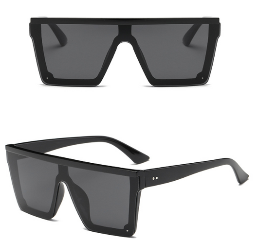 Large-frame square sunglasses with a tortoiseshell pattern frame and gradient brown lenses, shown from front and side. - Image 5