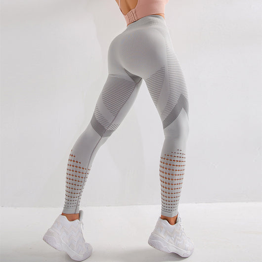 Conjunto de Yoga: Pantalones + Top Deportivo - Image 46